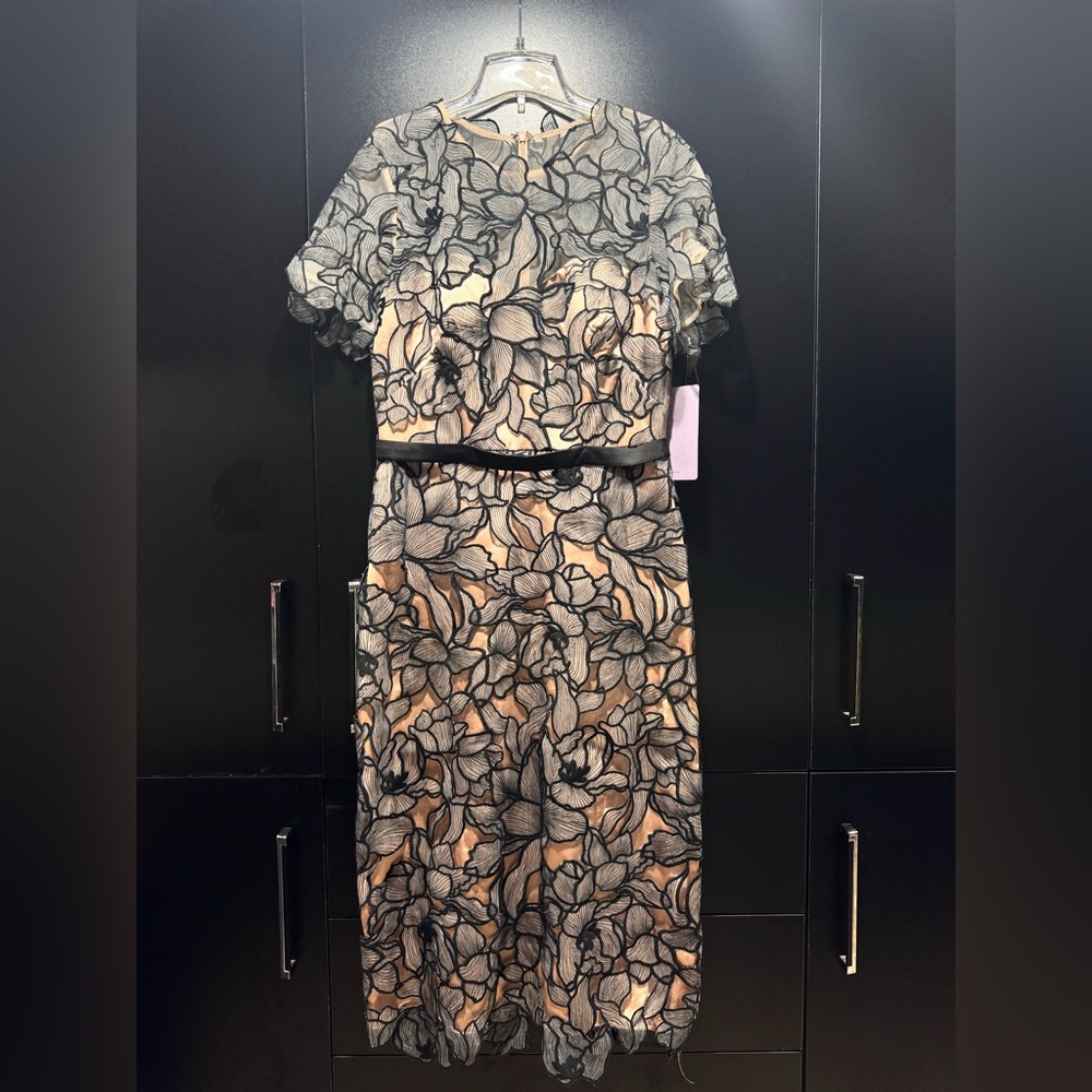 JS Collections Floral Patterned Dress with Short Sleeves